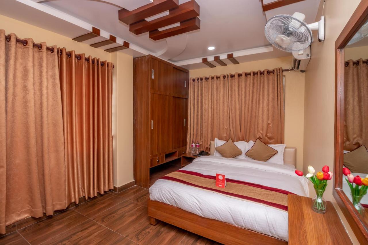 Oyo 253 Hotel Pinnacle Pokhara Extérieur photo